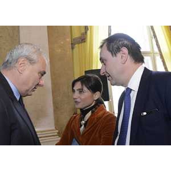 Roberto Antonione (Sottosegretario di Stato), Debora Serracchiani (Presidente Regione Friuli Venezia Giulia) ed Ettore Rosato (Deputato) al convegno "Il Trattato di Pace, settant'anni dopo. Aspetti giuridici, politici e diplomatici di un diktat" - Trieste 10/02/2017