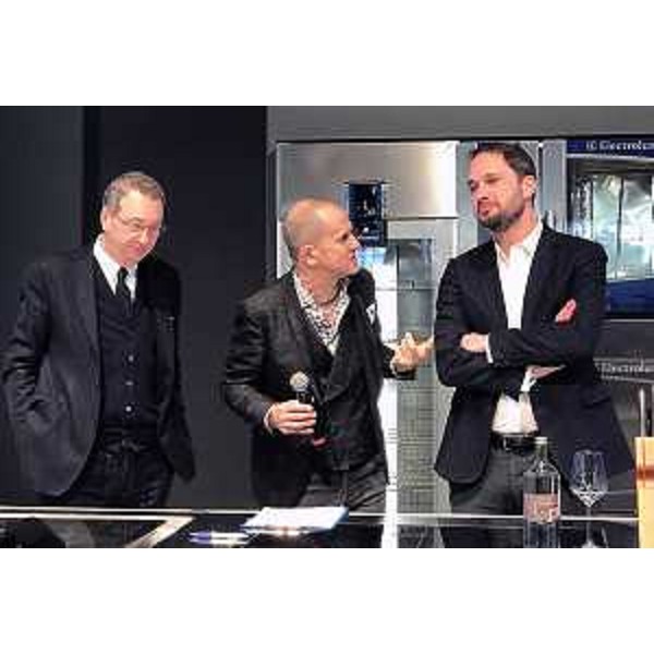 Sergio Bolzonello (Vicepresidente Regione FVG e assessore Attività produttive, Turismo e Cooperazione), Fabrizio Nonis (Responsabile organizzativo) e Cristiano Shaurli (Assessore regionale Risorse agricole e forestali) all'inaugurazione della quinta edizione di "Cucinare" - Pordenone 11/02/2017