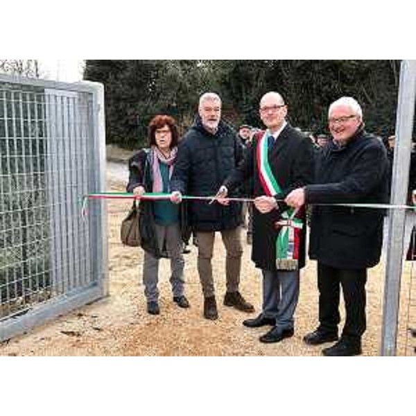 Lorella Stefanutto (Vicesindaco Azzano), Paolo Panontin (Assessore regionale Protezione civile), Marco Putto (Sindaco Azzano) e Antonio Gava (Assessore Ambiente Comune Azzano) all'inaugurazione dei lavori di completamento dell'installazione di un'idrovora per la messa in sicurezza dell'abitato nella frazione di Corva - Azzano Decimo 11/02/2017