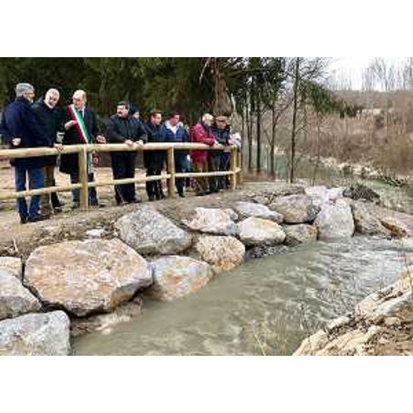 Paolo Panontin (Assessore regionale Protezione civile) e Marco Putto (Sindaco Azzano) sul Meduna - Corva di Azzano Decimo 11/02/2017