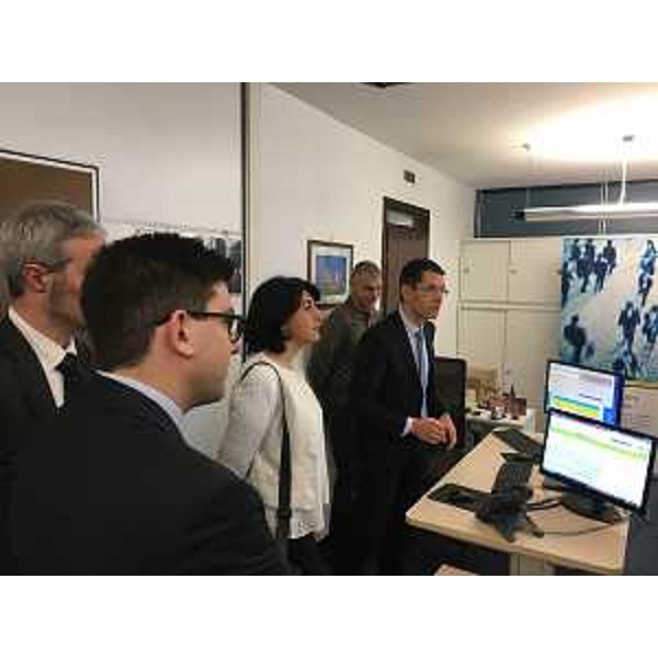 Mariagrazia Santoro (Assessore regionale Infrastrutture e Territorio) visita il Network Operation Center (NOC) di Insiel S.p.A. - Trieste 14/02/2017