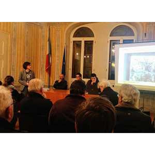 Sara Vito (Assessore regionale Ambiente ed Energia) all'incontro sugli interventi di miglioramento della sicurezza idraulica sul territorio comunale - Cormons 16/02/2017