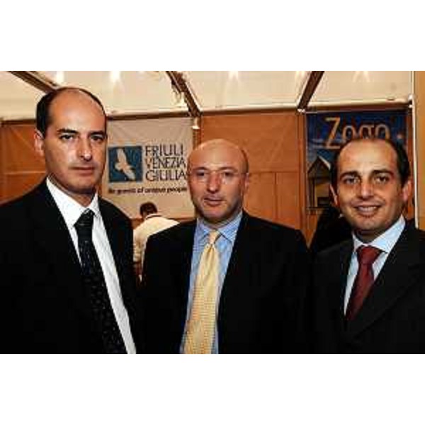 Valerio Scoyni, Enrico Bertossi (Assessore Regionale alle attività produttive) e Josep Ejarque (Direttore di Turismo FVG) alla fiera WTM (Londra, 14/11/05)
