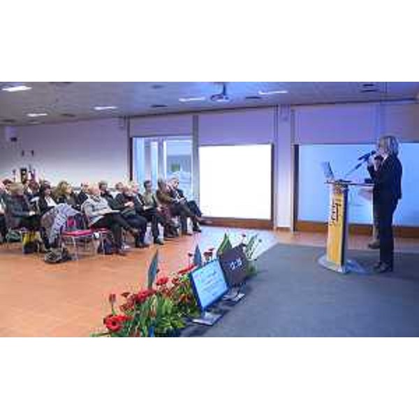 Maria Sandra Telesca (Assessore regionale Salute, Integrazione socio-sanitaria, Politiche sociali e Famiglia) al convegno "La farmacia e il suo ruolo centrale nell'educazione dei cittadini alla prevenzione" - Udine 18/02/2017