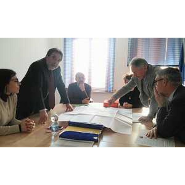 Paolo Panontin (Assessore regionale Protezione civile) con Renato Santin (Sindaco Chions) e la Giunta comunale - Chions 20/02/2017