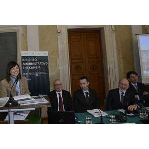 Debora Serracchiani (Presidente Regione Friuli Venezia Giulia) al V colloquio internazionale Euroregione dell'Alto Adriatico "Rifugiati, migranti, stranieri: legislazioni a confronto" - Trieste 03/03/2017