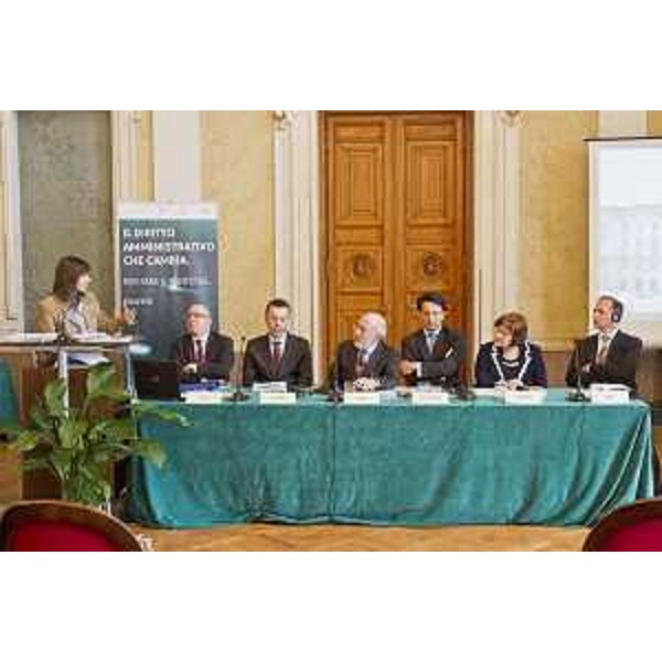 Debora Serracchiani (Presidente Regione Friuli Venezia Giulia) al V colloquio internazionale Euroregione dell'Alto Adriatico "Rifugiati, migranti, stranieri: legislazioni a confronto" - Trieste 03/03/2017