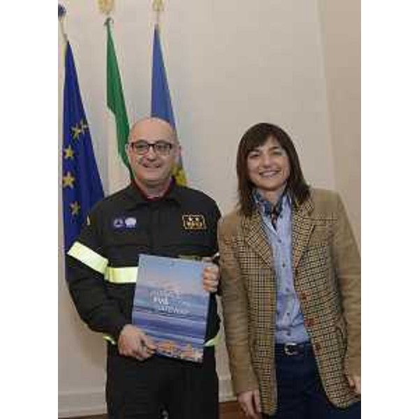 Loris Munaro (Direttore Direzione regionale Vigili del Fuoco FVG) e Debora Serracchiani (Presidente Regione Friuli Venezia Giulia) - Trieste 03/03/2017