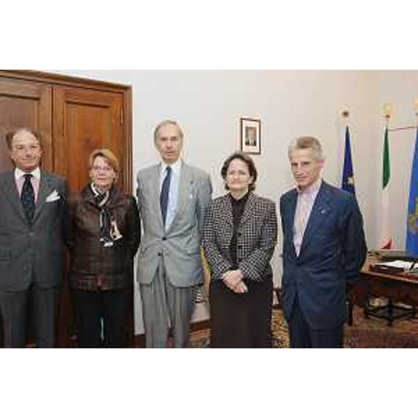 Riccardo Illy (Presidente Regione Friuli Venezia Giulia) con Eva Bugge (Ambasciatore di Norvegia in Italia), Balbo di Vinadio e Slocovich (Trieste, 10/11/05)