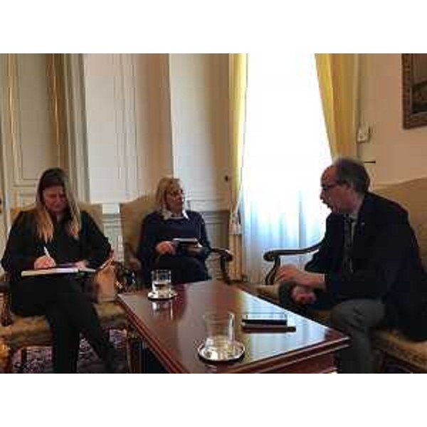 Gianni Torrenti (Assessore regionale Cultura, Sport e Solidarietà) a colloquio con Ingrid Sergas (Console generale di Slovenia a Trieste) - Trieste 13/03/2017