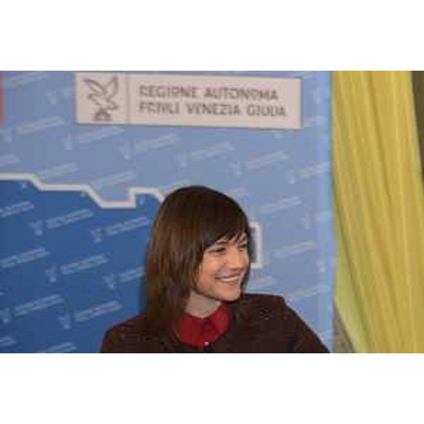Debora Serracchiani (Presidente Regione Friuli Venezia Giulia) al Tavolo della firma del Protocollo per lo sviluppo industriale del Porto di Trieste, siglato da Autorità Sistema Portuale Mare Adriatico Orientale e AREA Science Park - Trieste 15/03/2017