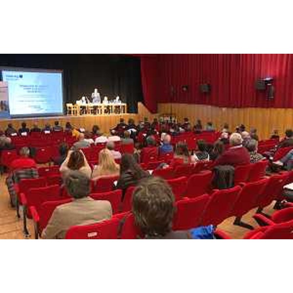 Sergio Bolzonello (Vicepresidente Regione FVG e assessore Attività produttive, Turismo e Cooperazione) agli Stati generali dei Cammini - San Daniele del Friuli 18/03/2017