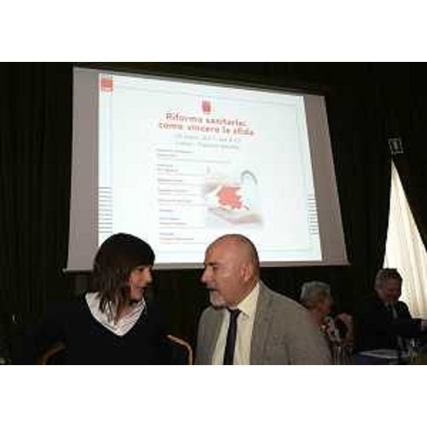 Debora Serracchiani (Presidente Regione Friuli Venezia Giulia) e Villiam Pezzetta (Segretario generale CGIL FVG) all'incontro "Riforma sanitaria: come vincere la sfida?" organizzato dalla CGIL FVG a Palazzo Kechler - Udine 20/03/2017