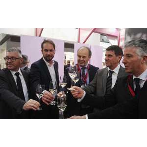 Cristiano Shaurli (Assessore regionale Risorse agricole e forestali) alla Fiera Prowein - Dusseldorf 20/03/2017