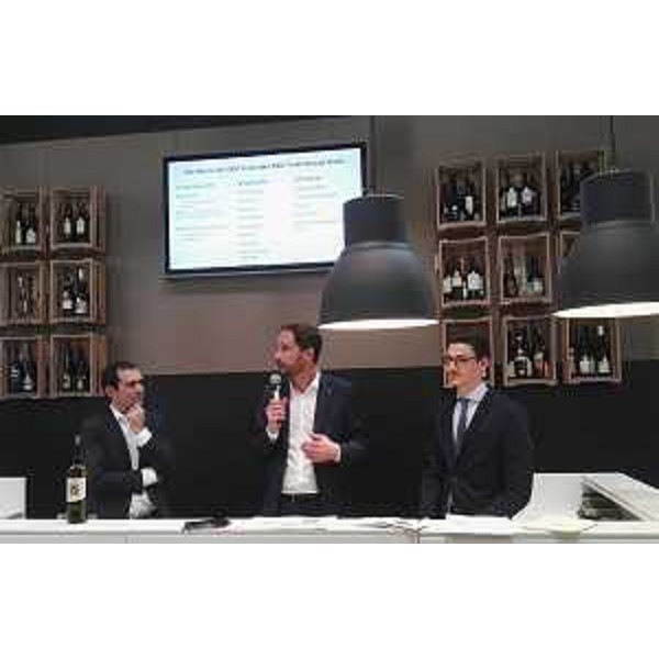 Cristiano Shaurli (Assessore regionale Risorse agricole e forestali) alla Fiera Prowein - Dusseldorf 20/03/2017