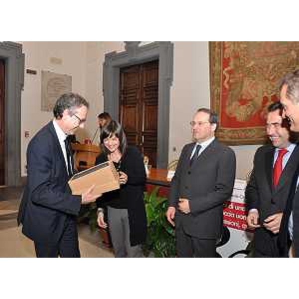 Debora Serracchiani (Presidente Regione Friuli Venezia Giulia) al trentennale dell'Associazione Nazionale Città del Vino, nella Sala della Protomoteca in Campidoglio - Roma 21/03/2017