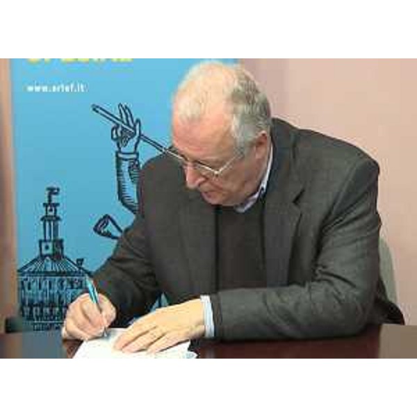 Luciano Zanotto (Amministratore unico Isontina Ambiente) alla firma del Protocollo tra ARLeF-Agjenzie regjonâl pe lenghe furlane e Isontina Ambiente S.r.l. - Gorizia 22/03/2017