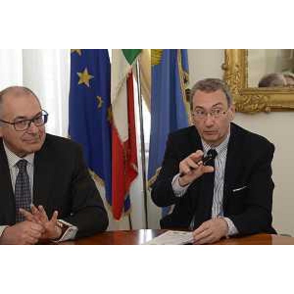 Marco Tullio Petrangelo (Direttore generale PromoTurismoFVG) e Sergio Bolzonello (Vicepresidente Regione FVG e assessore Attività produttive, Turismo e Cooperazione) all'incontro con amministratori dei Comuni di Aquileia, Cividale, Grado e Palmanova, nella sede della Regione - Trieste 24/03/2017