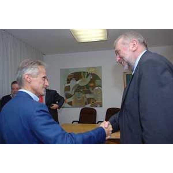 Riccardo Illy (Presidente Regione Friuli Venezia Giulia) incontra Dimitrij Rupel (Ministro degli Esteri della Repubblica di Slovenia) (Gorizia, 25/10/05)