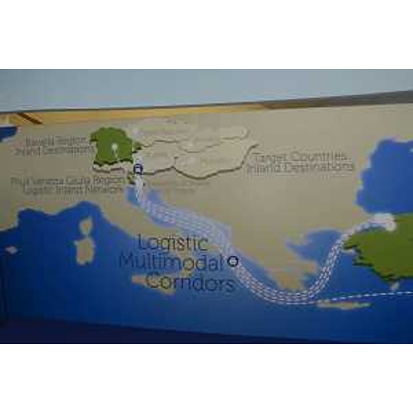 Pannello al forum "Motorways of the Sea. The Maritime Dimension of TEN-T Network", alla Stazione Marittima - Trieste 28/03/2017