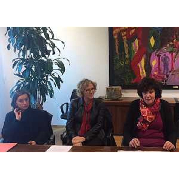 Chiara Cristini (IRES FVG), Gigliola Piccolo (Vicepresidente AnimaImpresa) e Loredana Panariti (Assessore regionale Lavoro, Formazione, Istruzione, Pari Opportunità, Politiche giovanili, Ricerca e Università) alla presentazione del progetto "Rafforzare l'imprenditorialità femminile attraverso la responsabilità sociale d'impresa" - Udine 28/03/2017