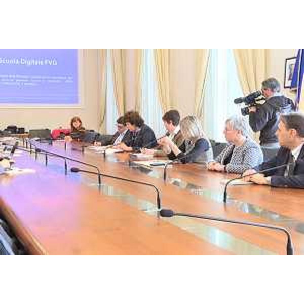 Presentazione dei servizi web "Scuola Digitale FVG", disponibili sul portale dell'Agenda Digitale della Regione FVG - Trieste 29/03/2017