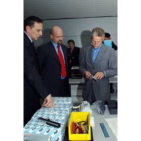 Riccardo Illy (Presidente Regione Friuli Venezia Giulia) visita l'azienda BPT (Cinto Caomaggiore, 21/10/05)
