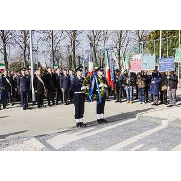 Commemorazione dei Caduti della Grande Guerra e consegna delle Medaglie ricordo ai discendenti (Progetto Albo d'Oro), presso l'Istituto comprensivo di via Venezia 2 - Gonars 18/02/2017