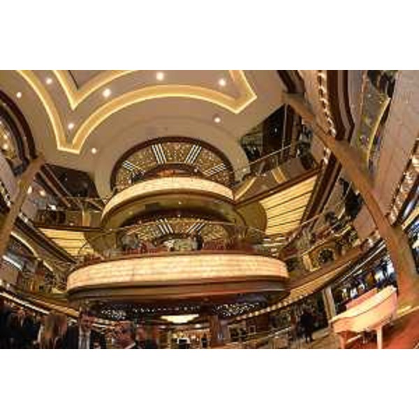 La nave da crociera Majestic Princess (Gruppo Carnival) alla Fincantieri - Monfalcone 30/03/2017
