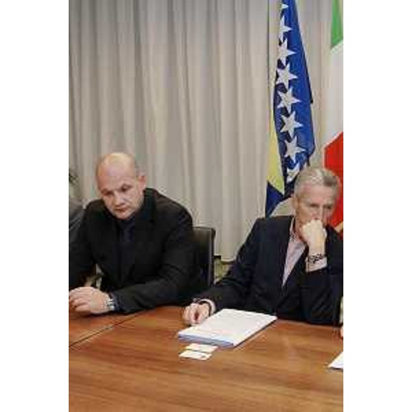 Riccardo Illy (Presidente Regione Friuli Venezia Giulia) e Samir Silajdzic (Primo Ministro Cantone Sarajevo, Bosnia Erzegovina) in occasione della sigla dell'intesa bilaterale di collaborazione tra Regione FVG e Cantone di Sarajevo. (Udine 07/11/07)