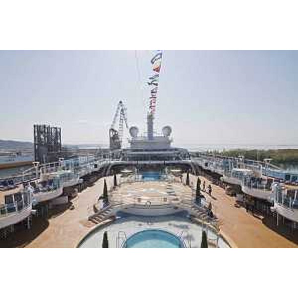 La Majestic Princess, terza unità della classe Royal Princess costruita per la Società armatrice Princess Cruises (Gruppo Carnival), all'ormeggio alla Fincantieri nel giorno della consegna all'armatore - Monfalcone 30/03/2017