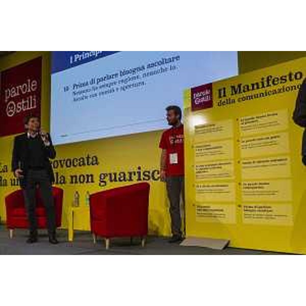 Gianni Morandi alla prima giornata dell'evento "Parole O_Stili", alla Stazione Marittima - Trieste 17/02/2017
