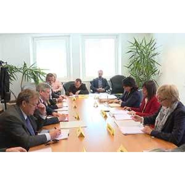 Debora Serracchiani (Presidente Regione Friuli Venezia Giulia) e Mariagrazia Santoro (Assessore regionale Infrastrutture e Territorio) incontrano Peter Kaiser (Governatore Land Carinzia) - Tolmezzo 03/04/2017