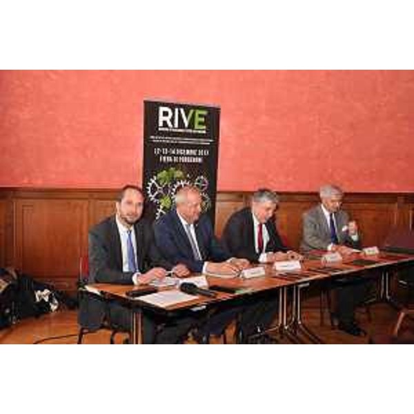 Cristiano Shaurli (Assessore regionale Risorse agricole e forestali) alla presentazione della prima edizione di RIVE / Rassegna Internazionale di Viticoltura ed Enologia in programma alla Fiera di Pordenone dal 12 al 14 dicembre - Roma 03/04/2017