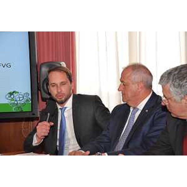 Cristiano Shaurli (Assessore regionale Risorse agricole e forestali) alla presentazione della prima edizione di RIVE / Rassegna Internazionale di Viticoltura ed Enologia in programma alla Fiera di Pordenone dal 12 al 14 dicembre - Roma 03/04/2017