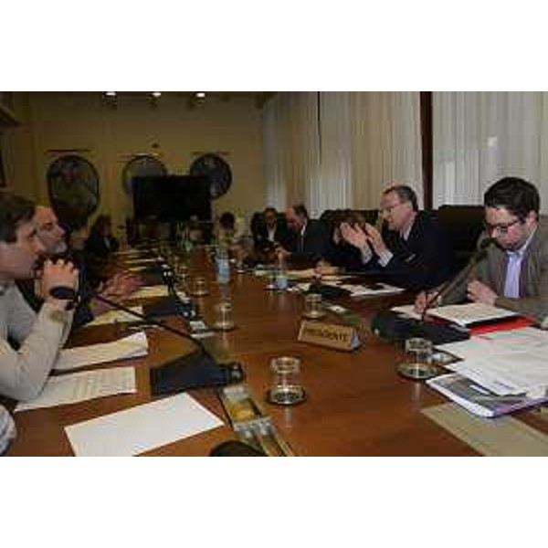 Sergio Bolzonello (Vicepresidente Regione FVG e assessore Attività produttive, Turismo e Cooperazione) e Alessio Gratton (Presidente II Commissione) durante la riunione della II Commissione consiliare - Trieste 04/04/2017