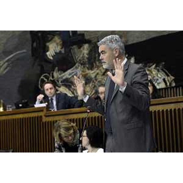 Paolo Panontin (Assessore regionale Autonomie locali e Coordinamento Riforme, Comparto unico, Sistemi informativi, Caccia e Risorse ittiche, delegato Protezione civile) nell'Aula del Consiglio regionale del FVG - Trieste 06/04/2017