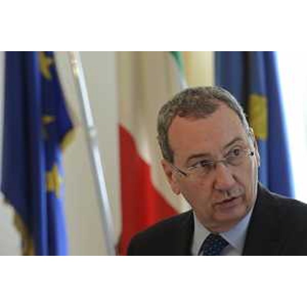 Sergio Bolzonello (Vicepresidente Regione FVG e assessore Attività produttive, Turismo e Cooperazione) durante la riunione della Giunta regionale - Trieste 07/04/2017