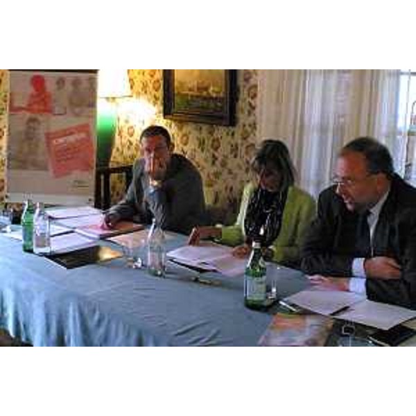 Roberto Cosolini (Assessore Regionale al lavoro, formazione, università e ricerca) alla presentazione Innovation Campus (Trieste, 13/10/05)