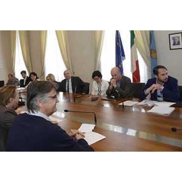 Mariagrazia Santoro (Assessore regionale Infrastrutture e Territorio), Roberto Dipiazza (Sindaco Trieste), Sara Vito (Assessore regionale Ambiente ed Energia) e Cristiano Shaurli (Assessore regionale Risorse agricole e forestali) alla riunione del gruppo di lavoro per gli interventi di sistemazione del ciglione carsico - Trieste 07/04/2017