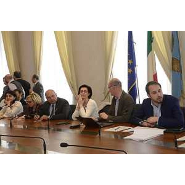 Mariagrazia Santoro (Assessore regionale Infrastrutture e Territorio), Roberto Dipiazza (Sindaco Trieste), Sara Vito (Assessore regionale Ambiente ed Energia) e Cristiano Shaurli (Assessore regionale Risorse agricole e forestali) alla riunione del gruppo di lavoro per gli interventi di sistemazione del ciglione carsico - Trieste 07/04/2017