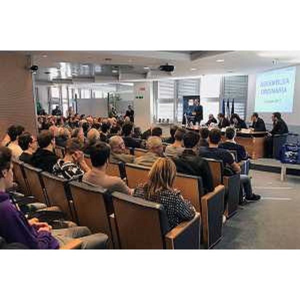 Sergio Bolzonello (Vicepresidente Regione FVG e assessore Attività produttive, Turismo e Cooperazione) nel corso dell'assemblea regionale di Federmanager FVG, nella sede di Unindustria - Pordenone 08/04/2017