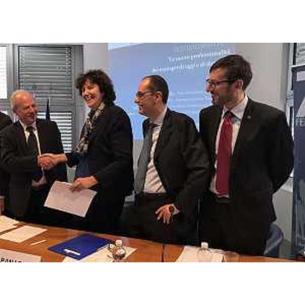 Eros Andronaco (Vicepresidente Federmanager), Loredana Panariti (Assessore regionale Lavoro, Formazione, Istruzione, Pari Opportunità, Politiche giovanili, Ricerca e Università), Alessandro Pellis (Consigliere Federmanager) e Renato Fontana (Coordinatore Giovani Federmanager) - Pordenone 08/04/2017