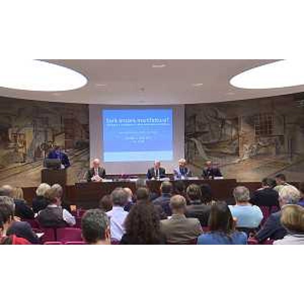 Convegno "Sarà ancora manifattura? Indirizzare e riconfigurare la sfida della nuova manifattura", nella Sala Valduga della CCIAA - Udine 11/04/2017