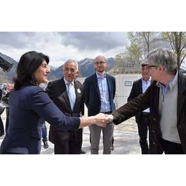 Mariagrazia Santoro (Assessore regionale Infrastrutture e Territorio) e Vasco Errani (Commissario straordinario Ricostruzione Italia Centrale) al primo "Pranzo solidale" per il rilancio dell'economia di Amatrice - 12/04/2017