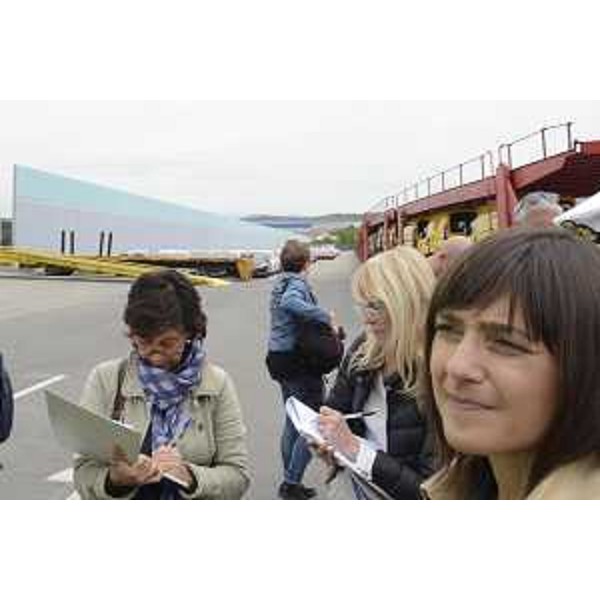 Debora Serracchiani (Presidente Regione Friuli Venezia Giulia) durante la visita al Porto - Monfalcone 13/04/2017