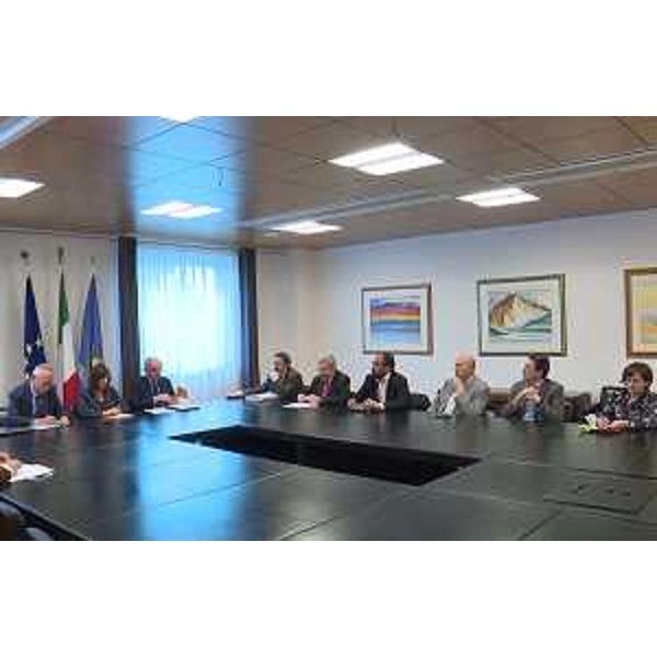 Debora Serracchiani (Presidente Regione Friuli Venezia Giulia) all'incontro con l'Ufficio di presidenza dell'UTI Friuli Centrale - Udine 13/04/2017
