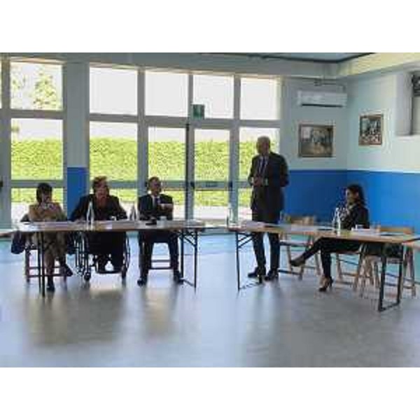 Debora Serracchiani (Presidente Regione Friuli Venezia Giulia) e Sergio Bolzonello (Vicepresidente Regione FVG e assessore Attività produttive, Turismo e Cooperazione) all'assemblea ordinaria del Progetto Spilimbergo - Spilimbergo 21/04/2017