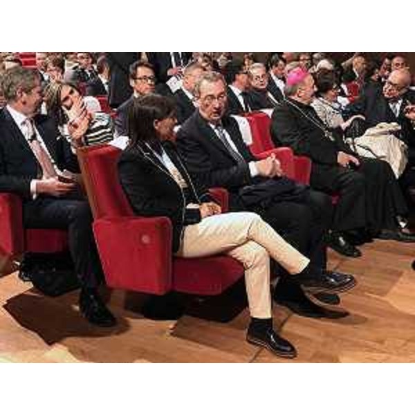 Debora Serracchiani (Presidente Regione Friuli Venezia Giulia) e Sergio Bolzonello (Vicepresidente Regione FVG e assessore Attività produttive, Turismo e Cooperazione) all'assemblea degli azionisti di Credit Agricole Friuladria, al Teatro Verdi - Pordenone 22/04/2017