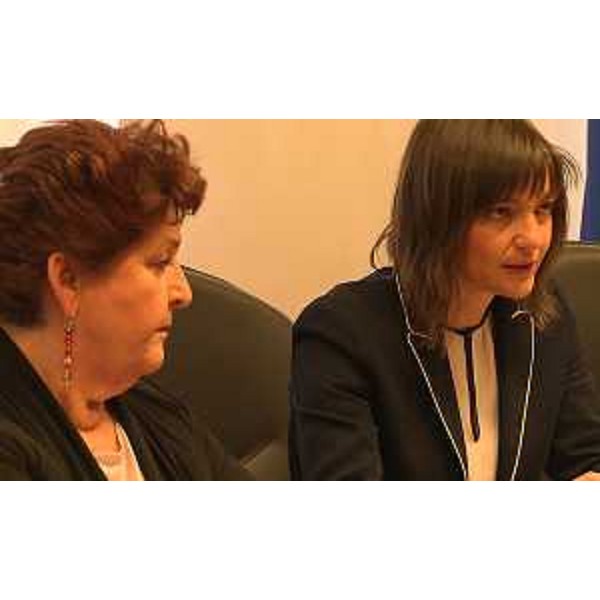 Teresa Bellanova (Viceministro Sviluppo economico) e Debora Serracchiani (Presidente Regione Friuli Venezia Giulia) al Tavolo sullo stabilimento Sertubi di Trieste con rappresentanze sindacali - Trieste 24/04/2017